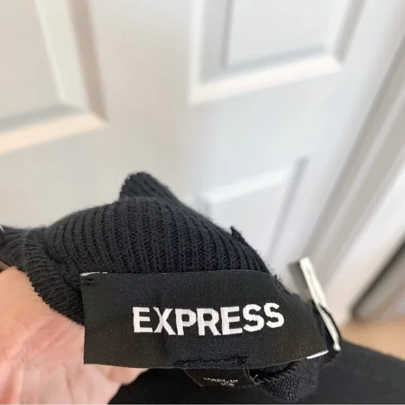 [🌟 PRICE FIRM] EXPRESS Black Pleated Open-Back Sweater Dress Extra Small XS - Picture 12 of 15